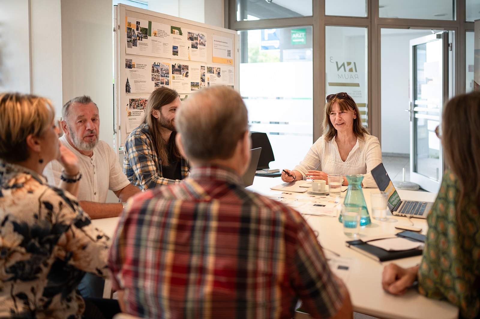 FRI-Dialog-Bild-01_Copyright-Fotos_Landesvolksbildungswerk-Oberoesterreich_Maria-Gradinger.